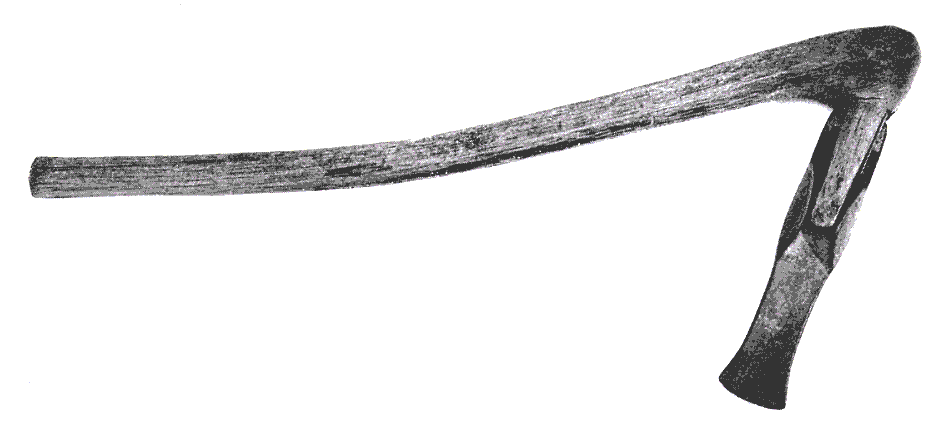 Durch die Lagerung in Salzlauge hat sich der originale Schaft (55,1 cm lang) erhalten.